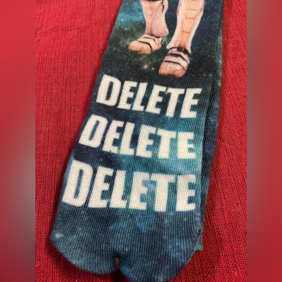 NWT DOCTOR WHO SUBLIMATED SOCKS CYBERMAN DESIGN - Picture 5 of 8